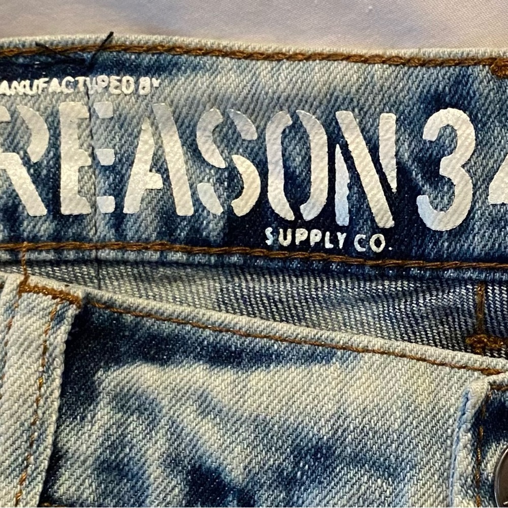 Reason Brand mens 100% authentic jeans.